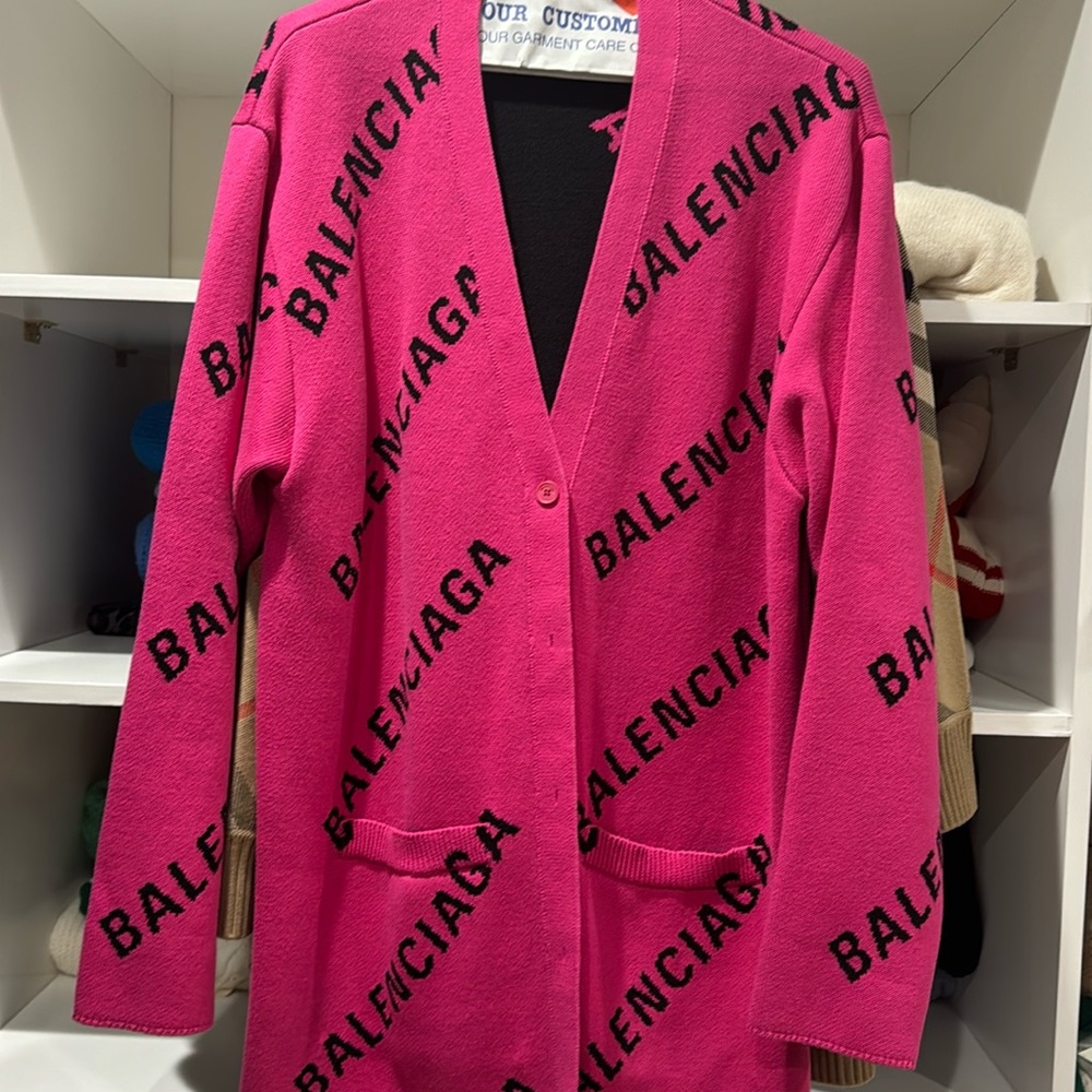 balenciaga sweater